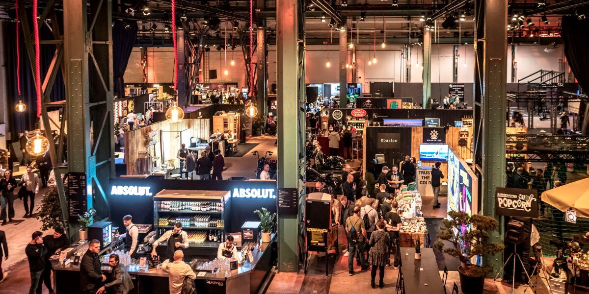 Man's World Messe Halle 550 neben Acasa Suites